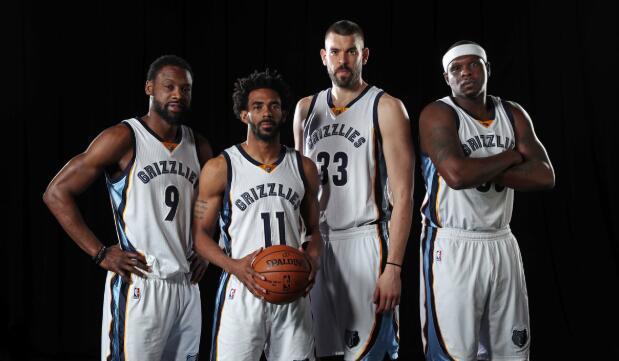 美媒：独行侠预计将推迟至休赛期再启动总经理选聘工作（美媒称独行侠拟将总经理选聘推迟至休赛期）