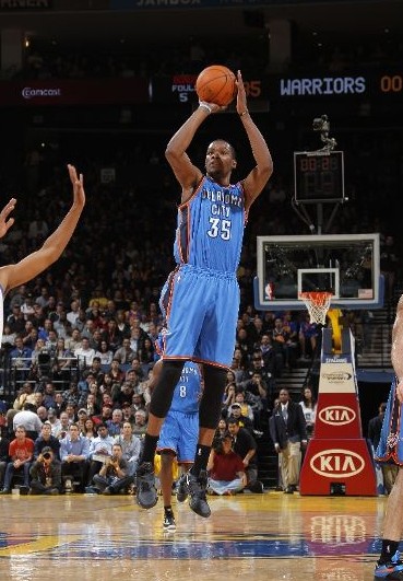 王长庆回应“摘桃”：启蒙不是我带的就算摘桃？我们考察了200多人（王长庆回应“摘桃”质疑：启蒙不是我带就算摘桃吗？已考察200多人）