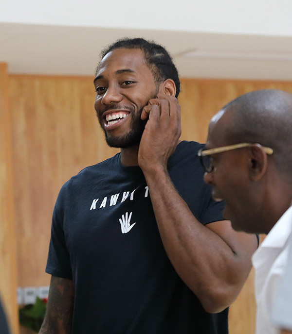 记者：下个月刘祝润就要当爸爸了，孩子会在大连出生（记者：刘祝润下月升级当爸，宝宝将于大连诞生）